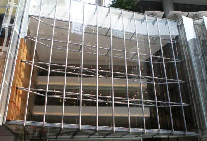 Analysis of Torsion and Inclination in Glass Curtain Wall Beams-1