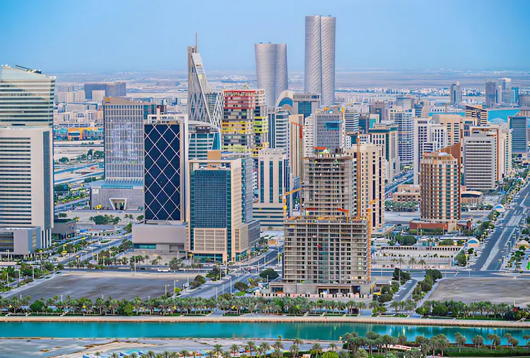 هندسة واجهات مقاومة للرمل في لوسيل
