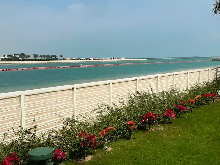 سياج حديقة من الألمنيوم