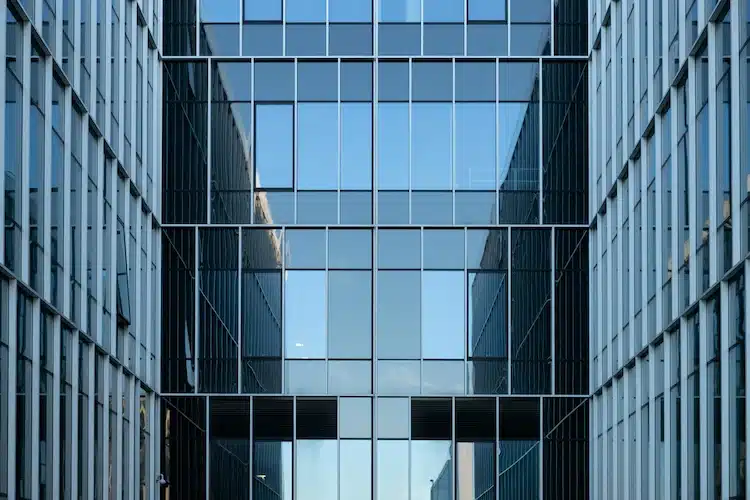 Operable Windows & Fixed Windows in Curtain Wall Systems