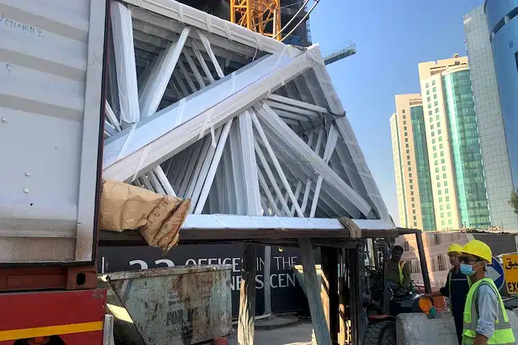 الخدمات اللوجستية والتغليف – برج المانع